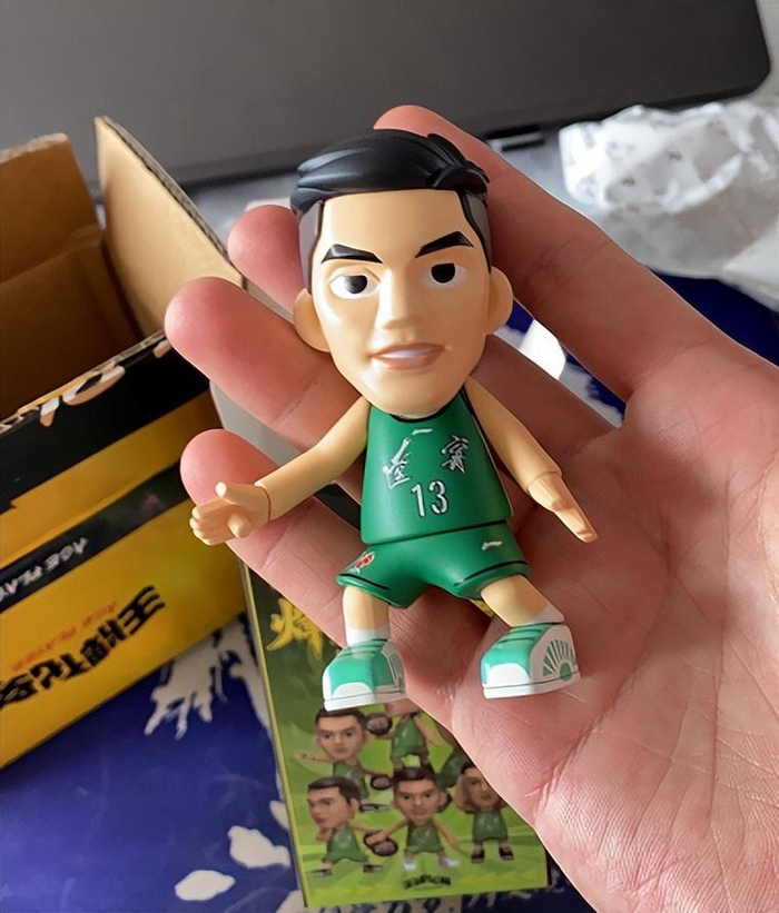 关于球迷自制周边展示:最狂热的爱的信息 关于球迷自制周边展示:最狂热的爱的信息