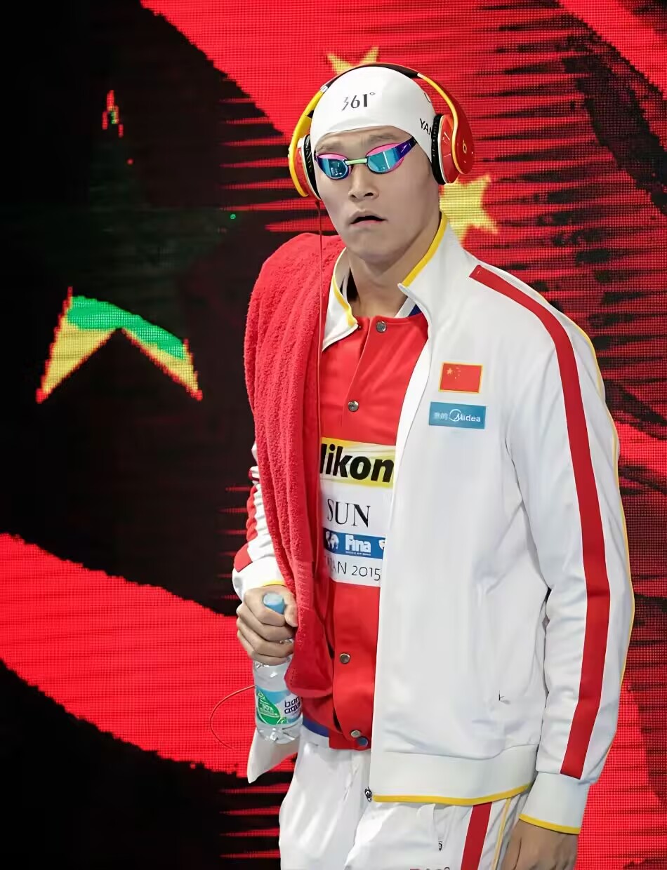 “游泳界传奇退役,回顾他辉煌的职业生涯!”的简单介绍 “游泳界传奇退役,回顾他辉煌的职业生涯!”的简单介绍