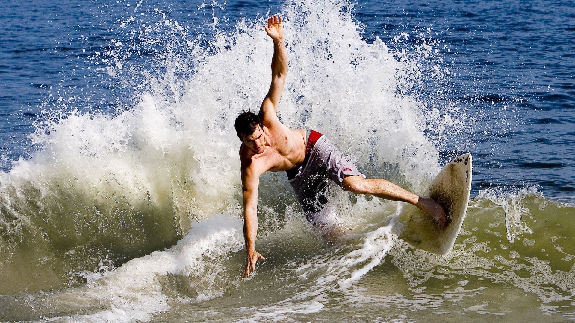 “极限速度突破：传感器引领投球表现全面升级”