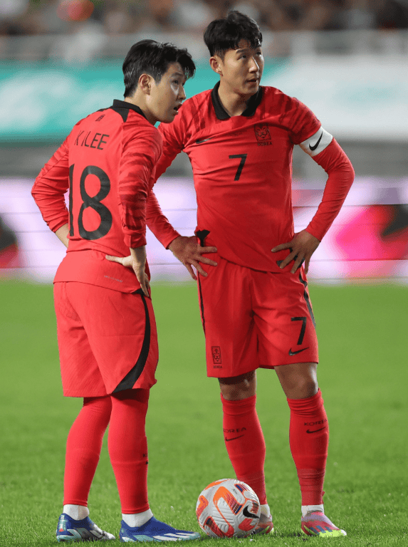 关于中国足球五大经典战役：1-0韩国最难忘的信息