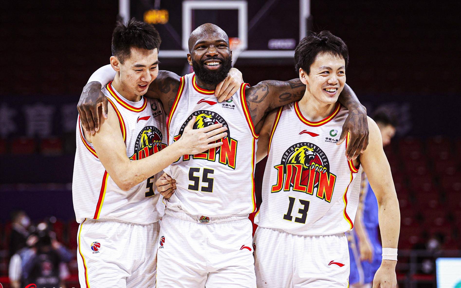 CBA历史上的经典外援：马布里、积臣、哈德森