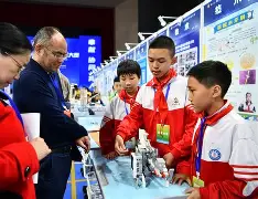 关于“青少年参赛的经验分享，如何在比赛中成长？”的信息