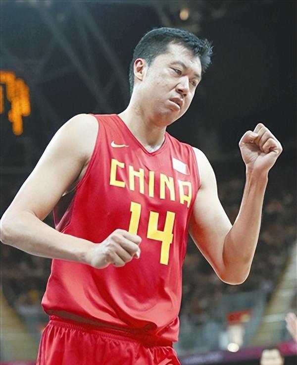 米兰体育平台登录入口-王治郅：中国NBA第一人的坎坷与辉煌