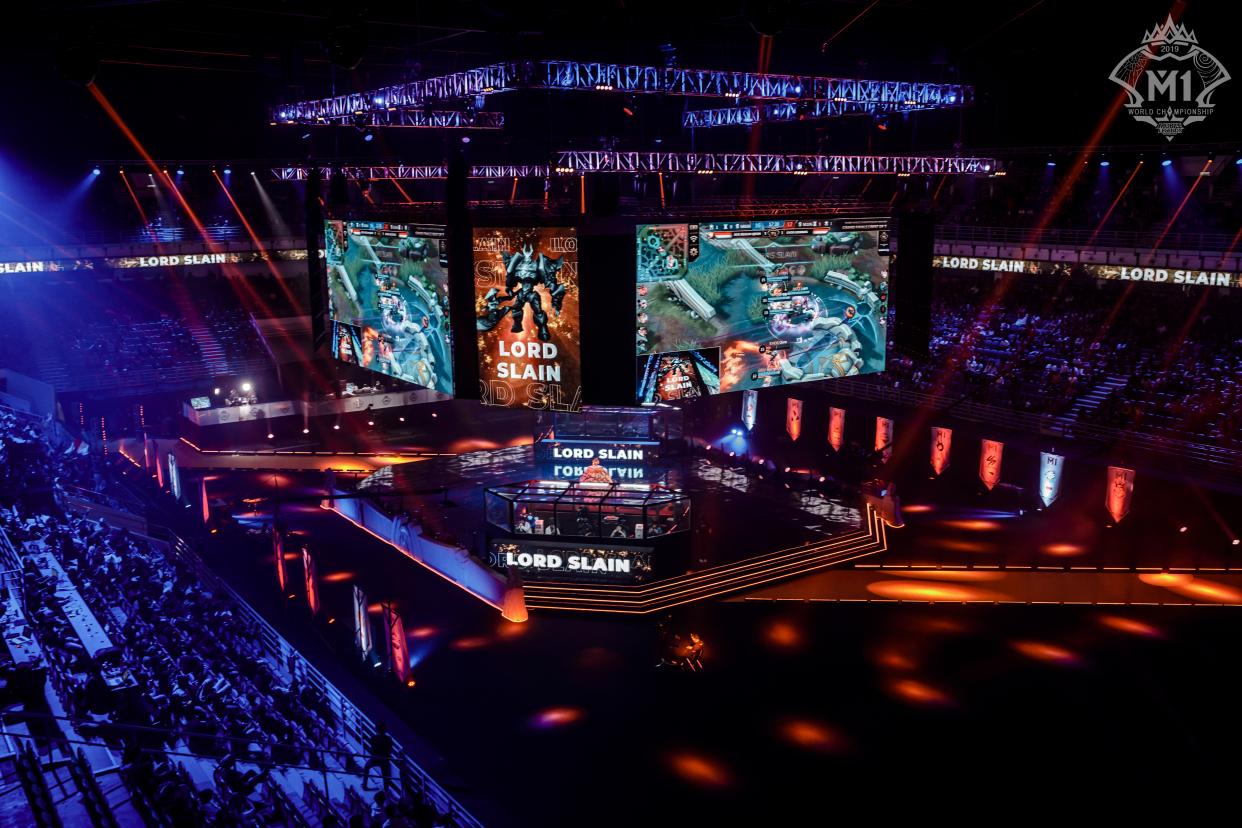 米兰体育官网-总决赛经典系列赛回顾