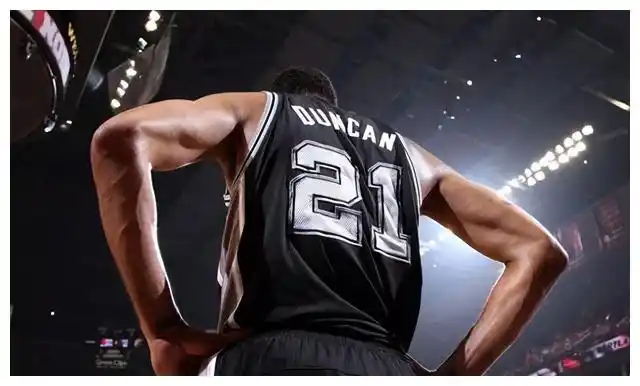 米兰体育官网-包含邓肯vs加内特谁更强？美媒引发世纪辩论的词条