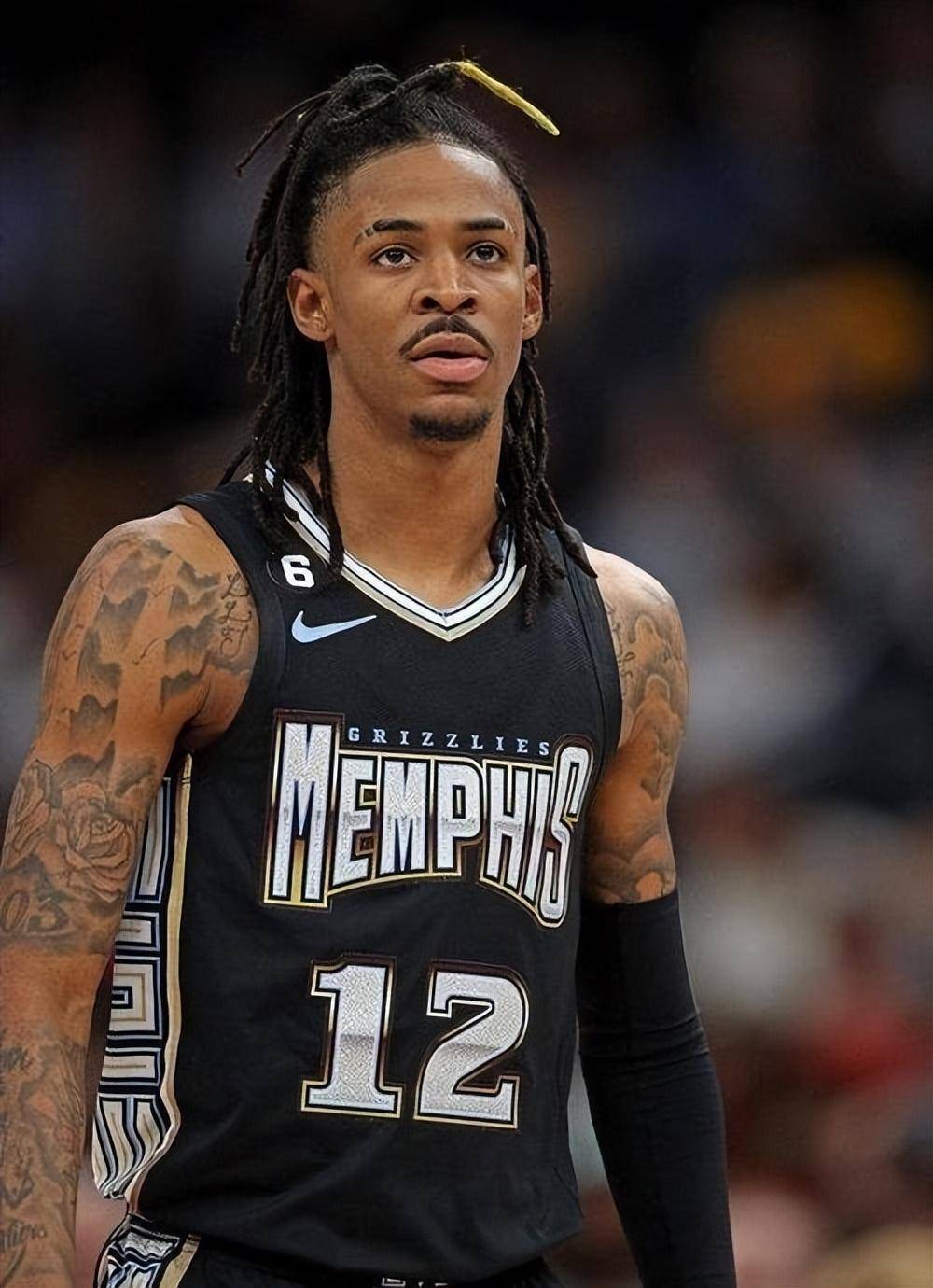 米兰体育入口-关于莫兰特脚踝扭伤，灰熊冲击前四受阻的信息