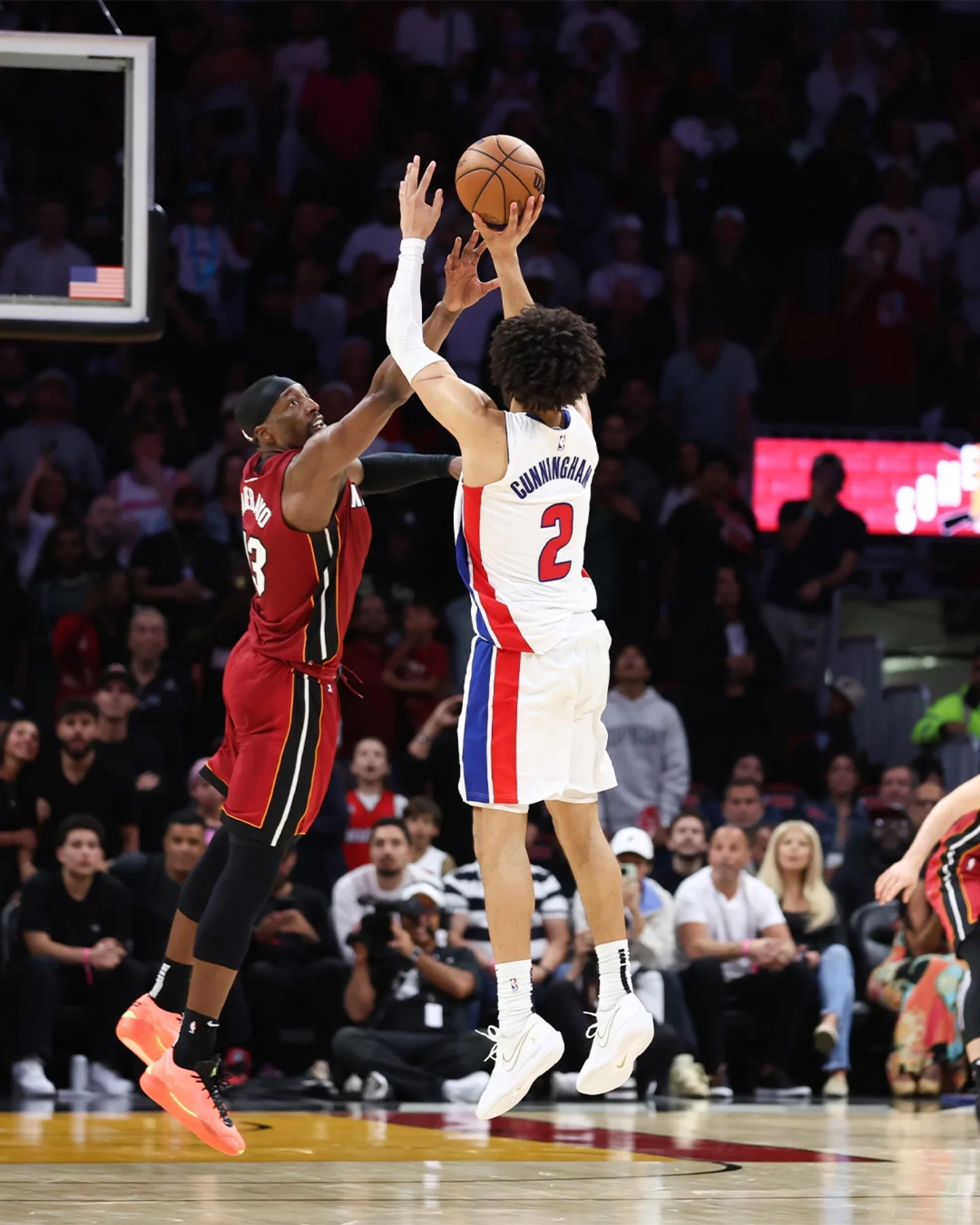 米兰体育平台登录入口-活塞5年3状元，坎宁安+新星冲击季后赛的简单介绍